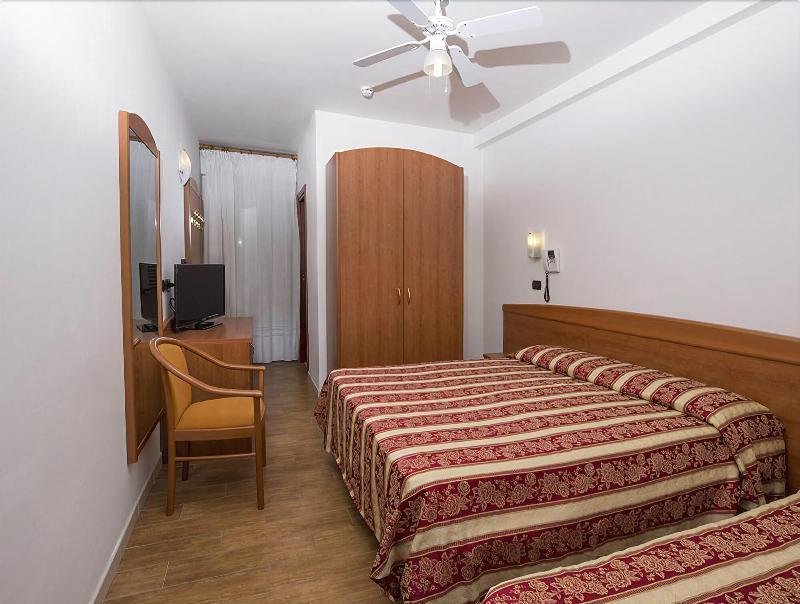Hotel Villa Linda - Family Hotel - Nuova Costruzione Antisismica Riccione Buitenkant foto