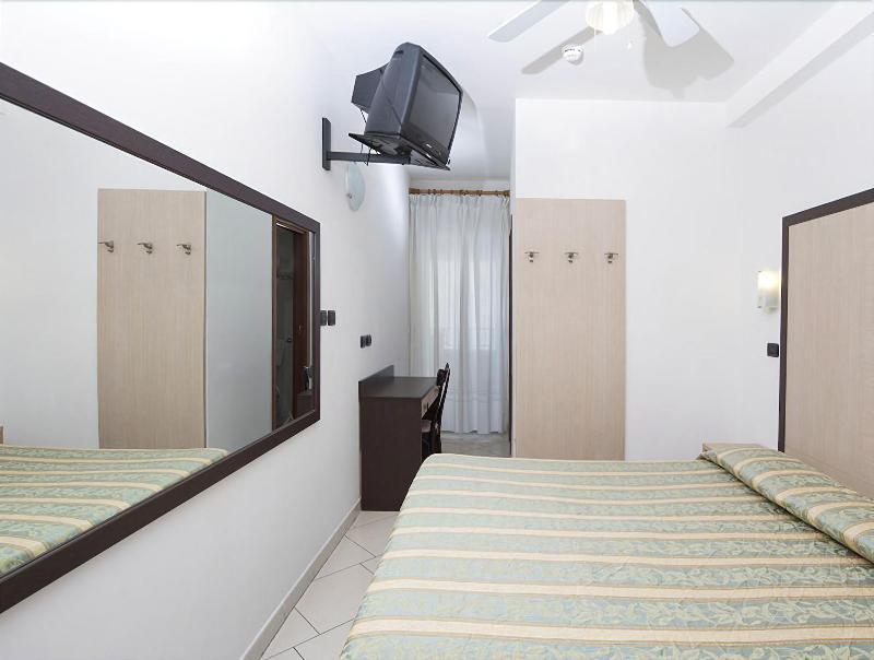 Hotel Villa Linda - Family Hotel - Nuova Costruzione Antisismica Riccione Buitenkant foto
