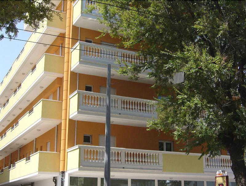 Hotel Villa Linda - Family Hotel - Nuova Costruzione Antisismica Riccione Buitenkant foto
